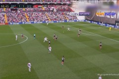 利物浦面临萨拉赫离队危机，巴塞罗那锁定格伊！转会市场风云再起